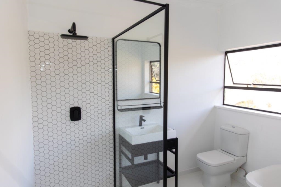 2 Bedroom Property for Sale in Atholl Gauteng