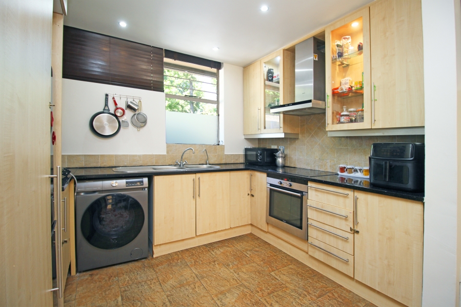 2 Bedroom Property for Sale in Norwood Gauteng