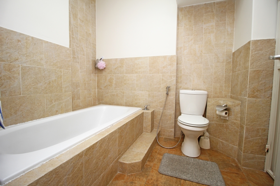 2 Bedroom Property for Sale in Norwood Gauteng