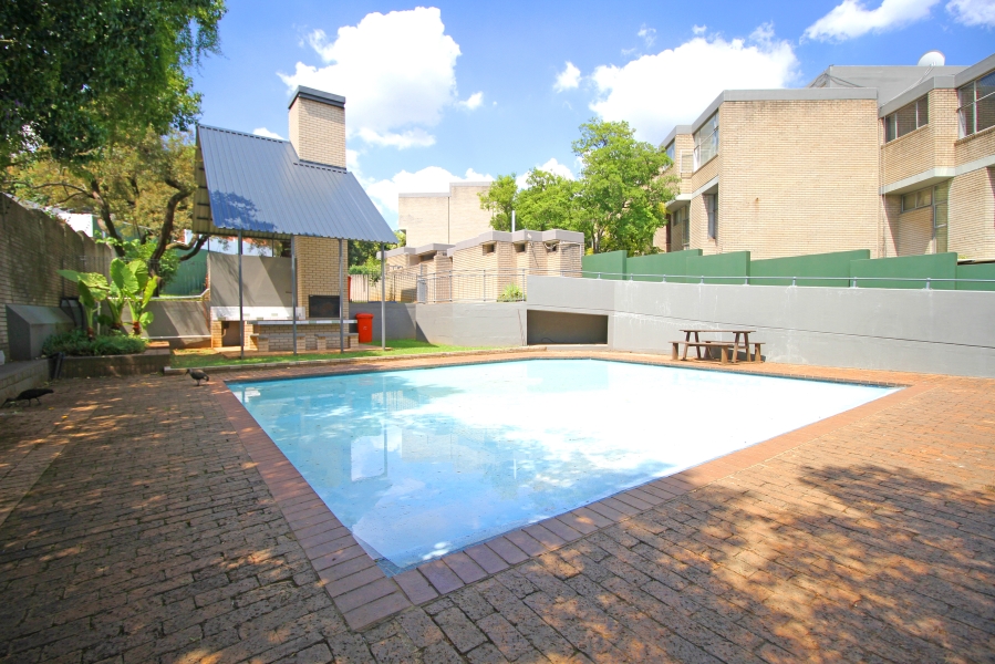2 Bedroom Property for Sale in Norwood Gauteng
