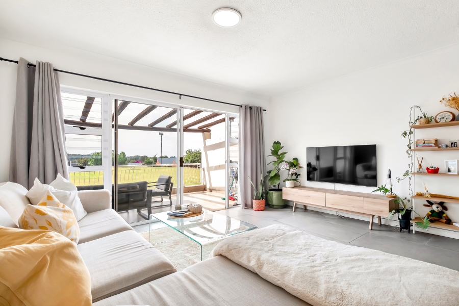 2 Bedroom Property for Sale in Birdhaven Gauteng