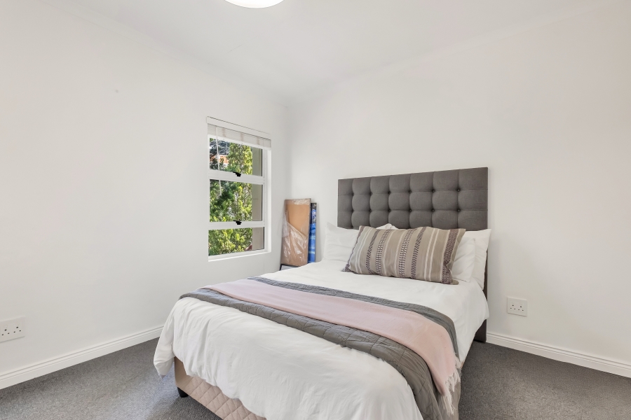 2 Bedroom Property for Sale in Birdhaven Gauteng