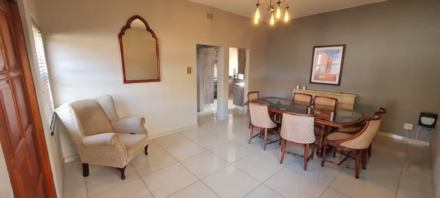 3 Bedroom Property for Sale in Orange Grove Gauteng