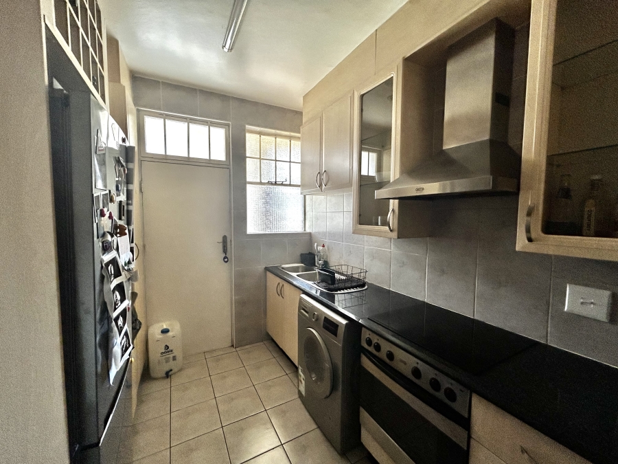 To Let 1 Bedroom Property for Rent in Killarney Gauteng