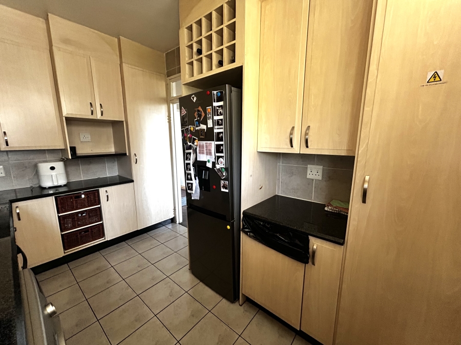 To Let 1 Bedroom Property for Rent in Killarney Gauteng