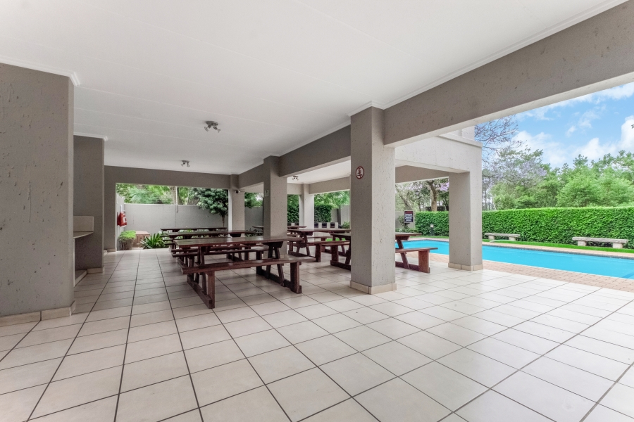 2 Bedroom Property for Sale in Bryanston Gauteng