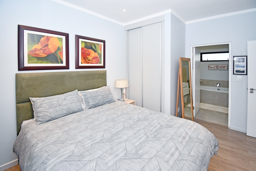 2 Bedroom Property for Sale in Rosebank Gauteng