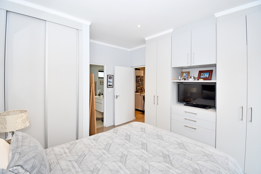 2 Bedroom Property for Sale in Rosebank Gauteng