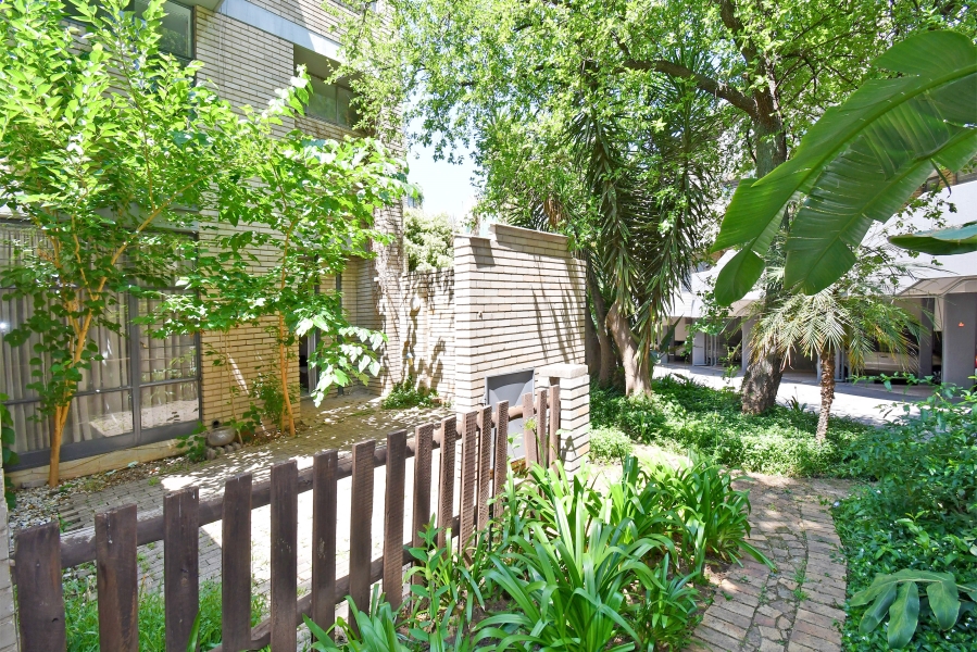 2 Bedroom Property for Sale in Norwood Gauteng