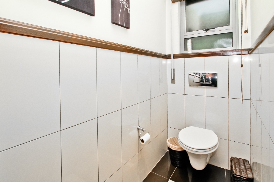 2 Bedroom Property for Sale in Morningside Gauteng