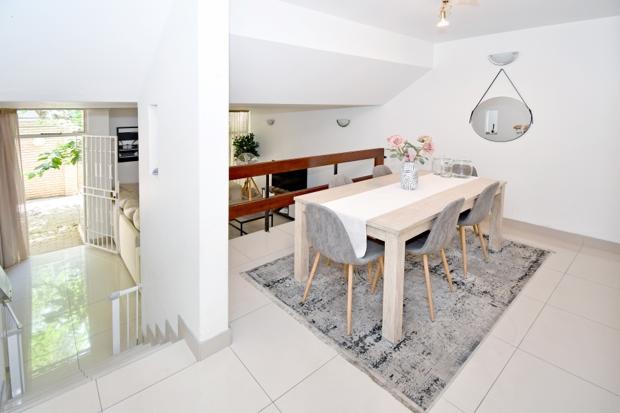 To Let 2 Bedroom Property for Rent in Norwood Gauteng