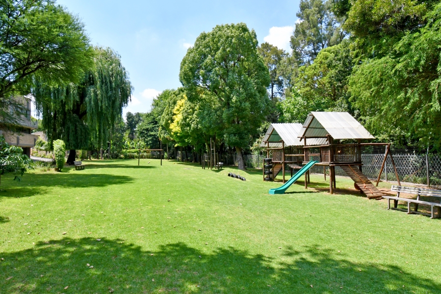 To Let 2 Bedroom Property for Rent in Norwood Gauteng