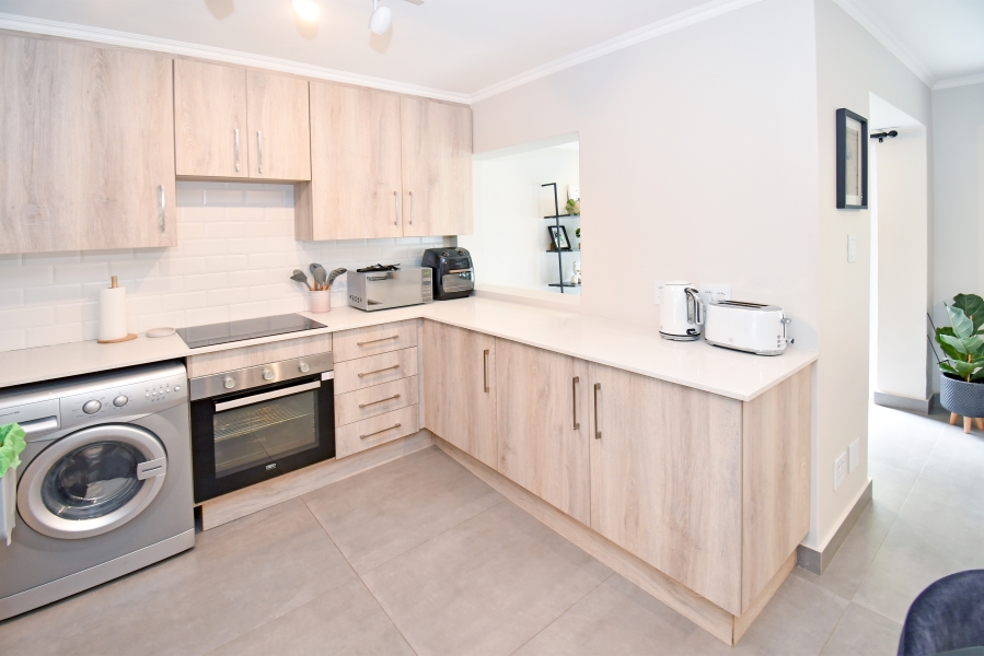 1 Bedroom Property for Sale in Morningside Gauteng