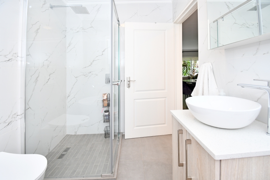 1 Bedroom Property for Sale in Morningside Gauteng