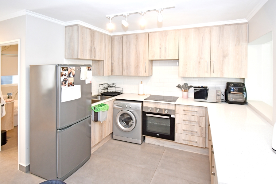 1 Bedroom Property for Sale in Morningside Gauteng