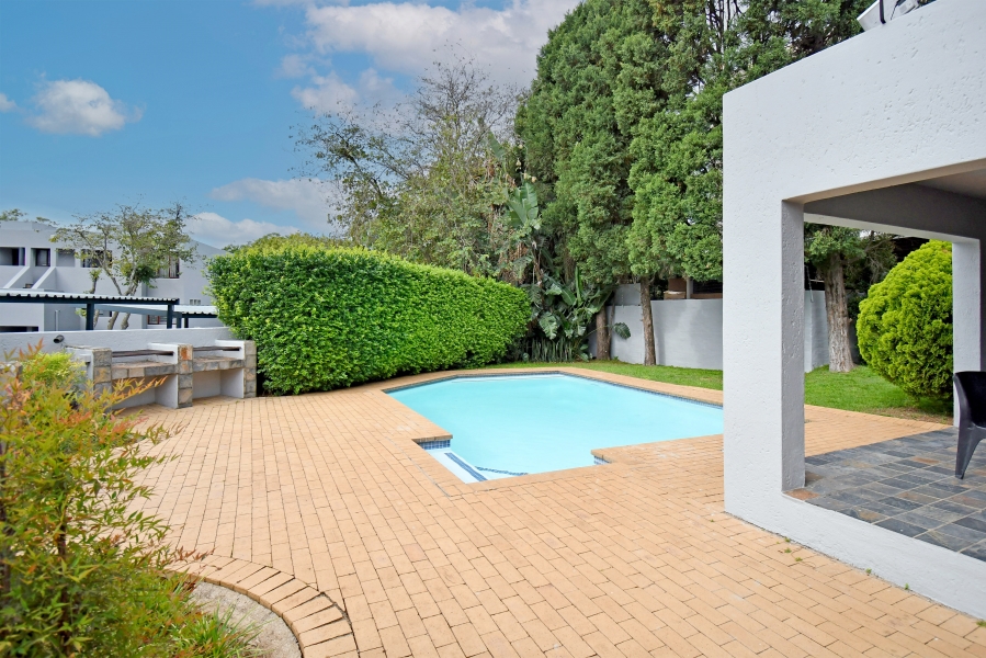 1 Bedroom Property for Sale in Morningside Gauteng