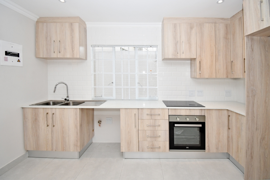 2 Bedroom Property for Sale in Morningside Gauteng