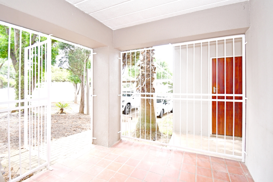 2 Bedroom Property for Sale in Morningside Gauteng