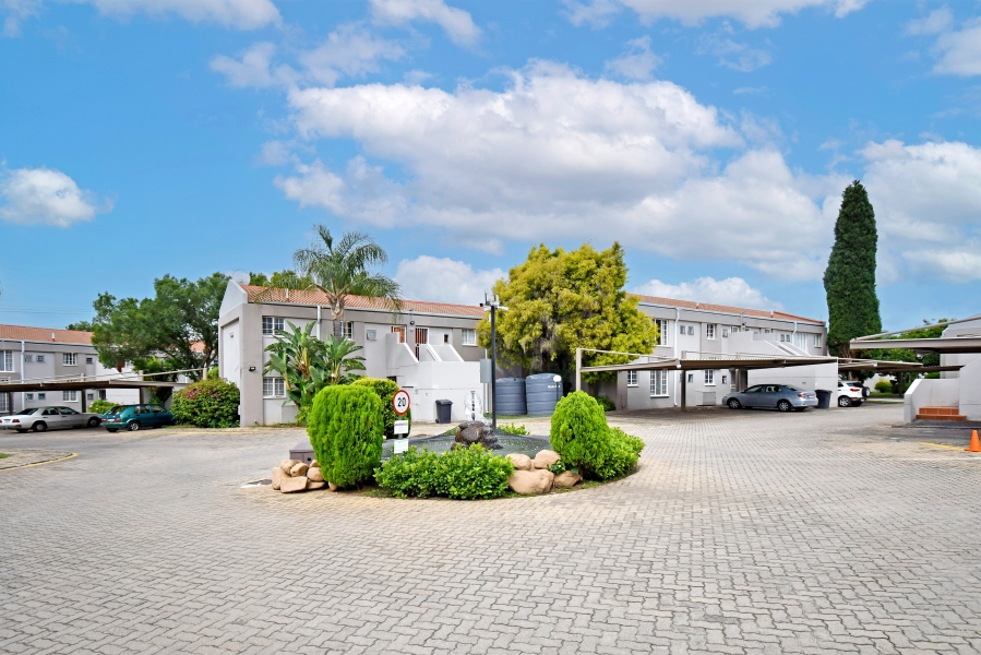 2 Bedroom Property for Sale in Morningside Gauteng