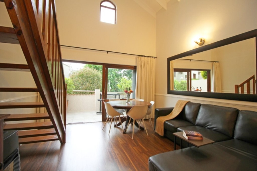 To Let 2 Bedroom Property for Rent in Melrose Gauteng