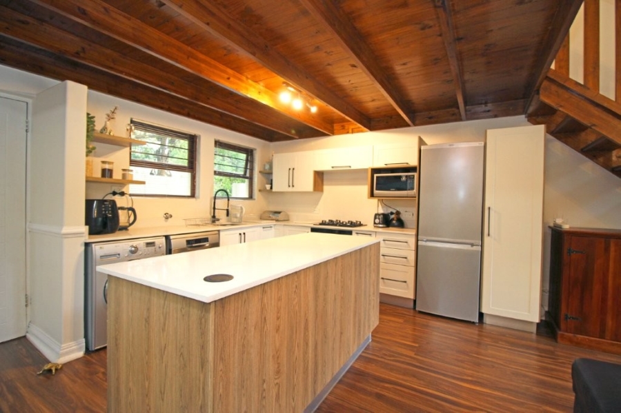 To Let 2 Bedroom Property for Rent in Melrose Gauteng