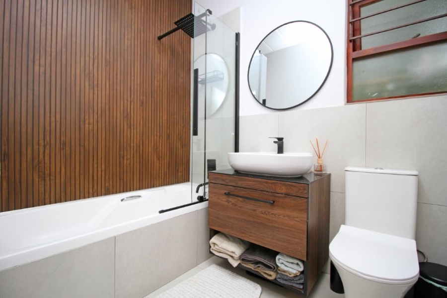 To Let 2 Bedroom Property for Rent in Melrose Gauteng