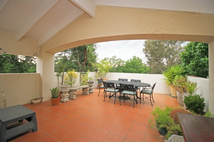 To Let 2 Bedroom Property for Rent in Melrose Gauteng