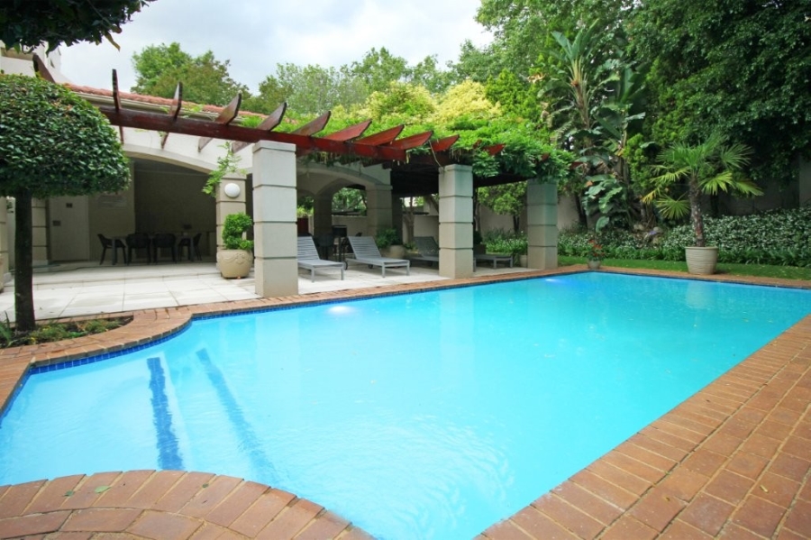 To Let 2 Bedroom Property for Rent in Melrose Gauteng