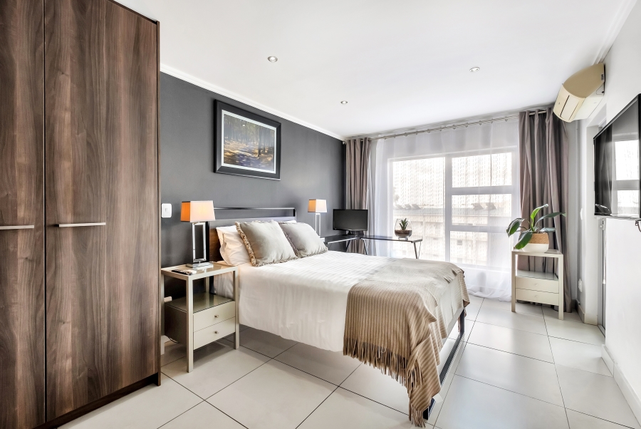 2 Bedroom Property for Sale in Atholl Gauteng