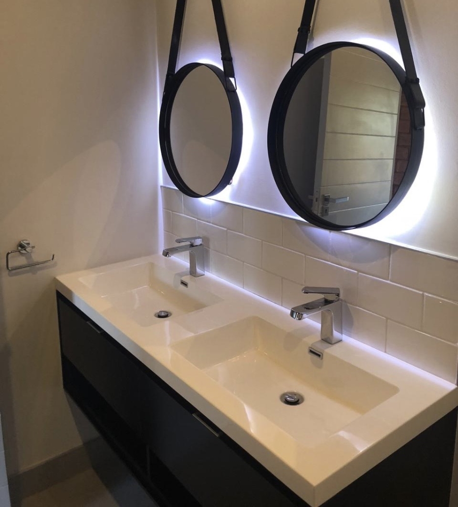 To Let 1 Bedroom Property for Rent in Melrose Gauteng