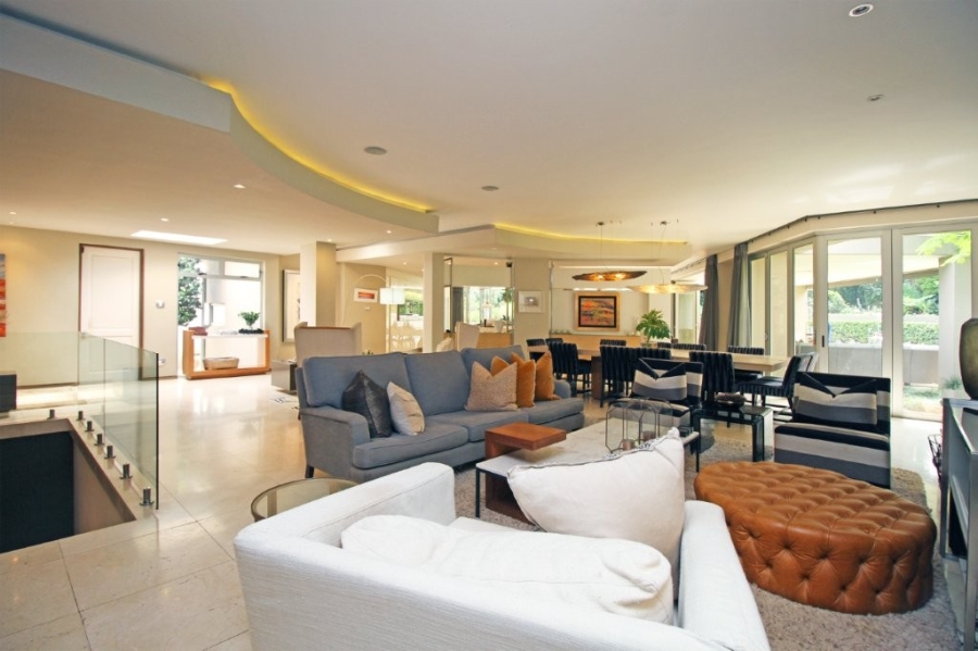 To Let 4 Bedroom Property for Rent in Melrose Gauteng