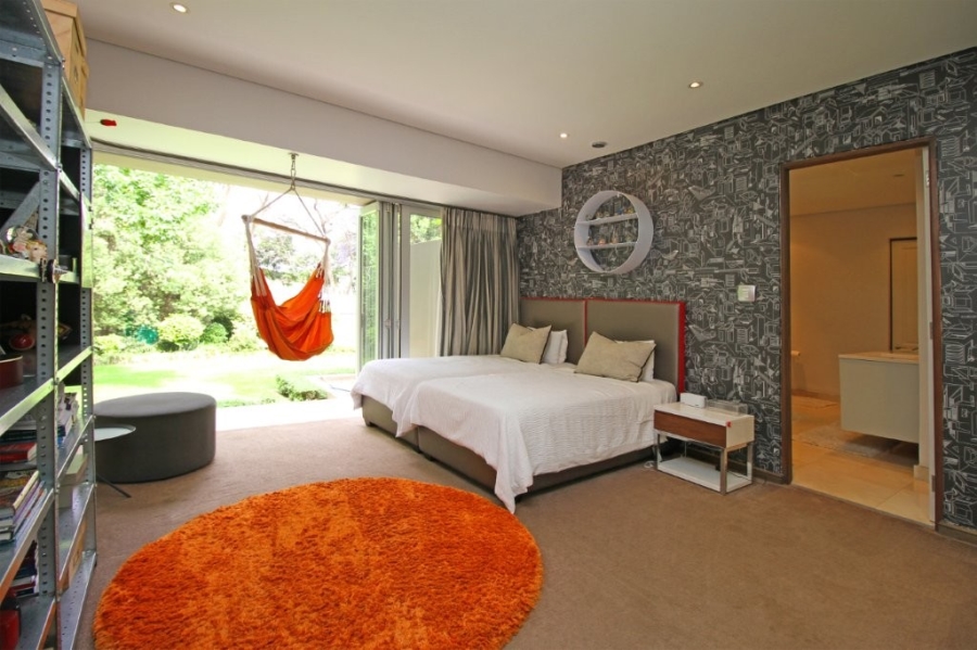 To Let 4 Bedroom Property for Rent in Melrose Gauteng