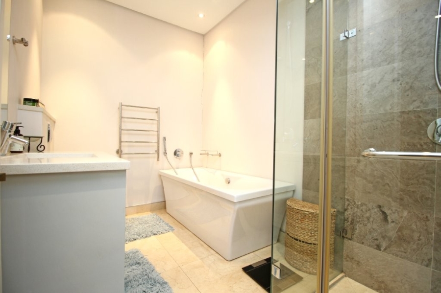 To Let 4 Bedroom Property for Rent in Melrose Gauteng