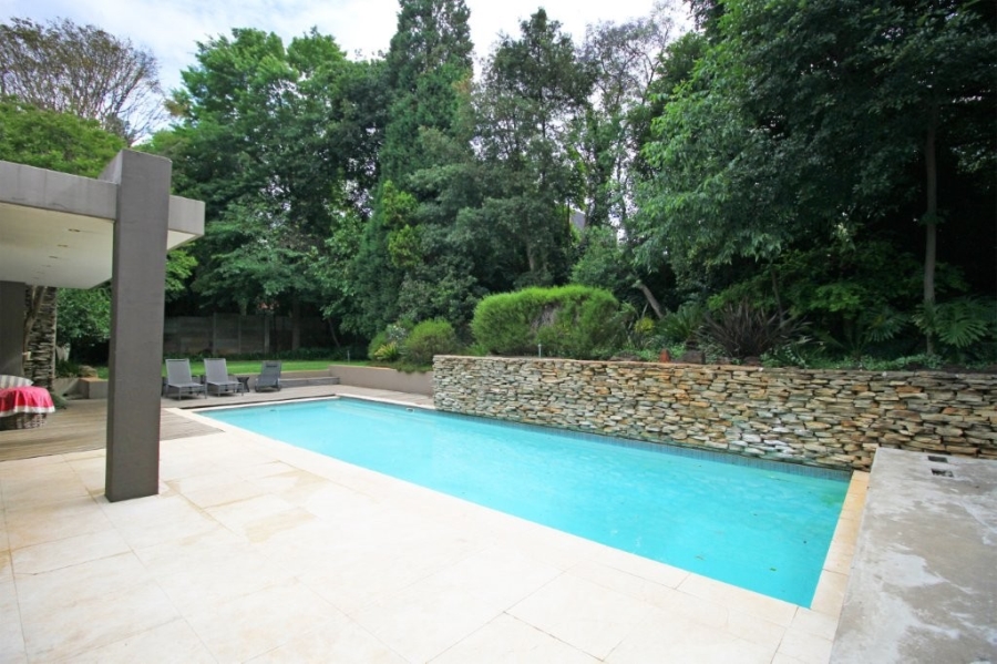 To Let 4 Bedroom Property for Rent in Melrose Gauteng