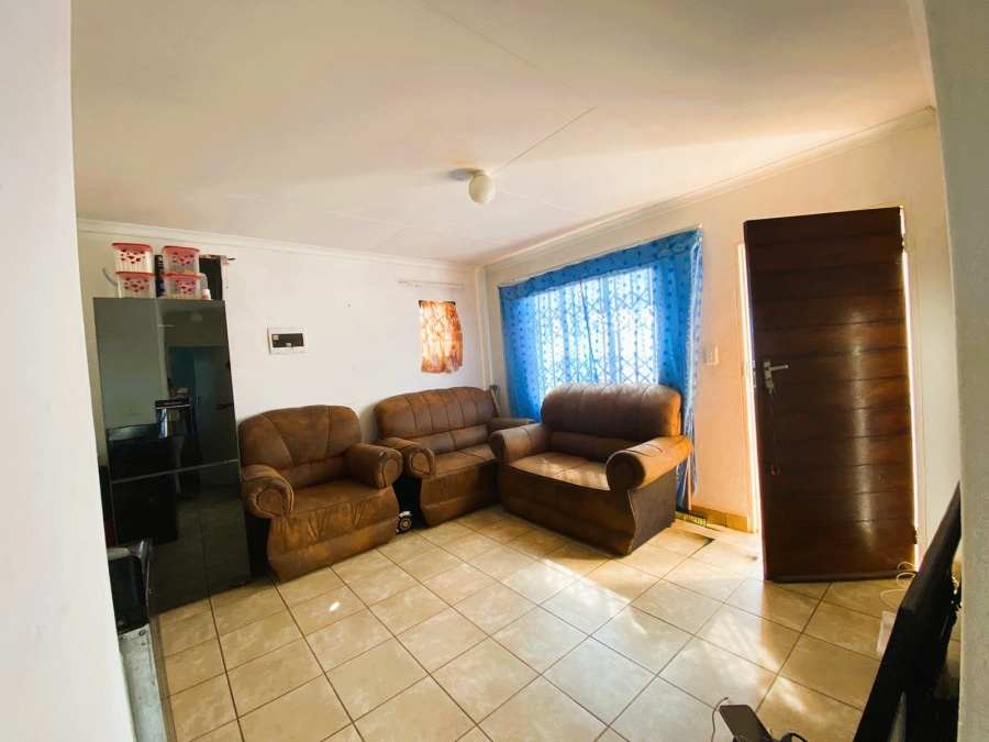 2 Bedroom Property for Sale in Savanna City Gauteng