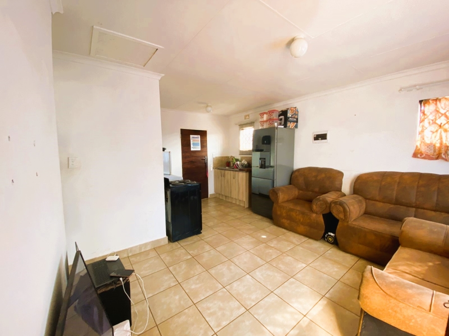 2 Bedroom Property for Sale in Savanna City Gauteng