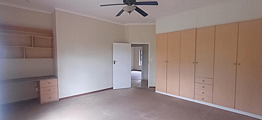 6 Bedroom Property for Sale in Olympus AH Gauteng