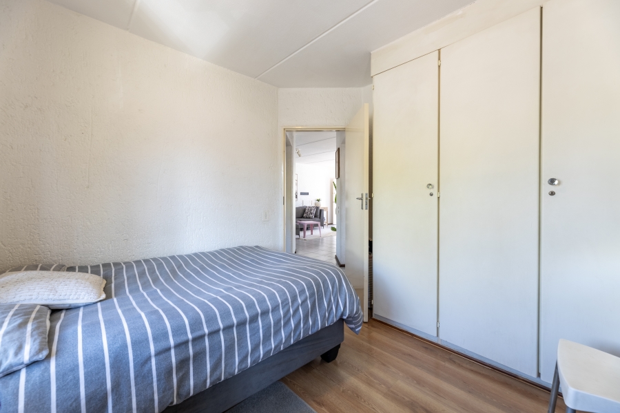 2 Bedroom Property for Sale in Magaliessig Gauteng