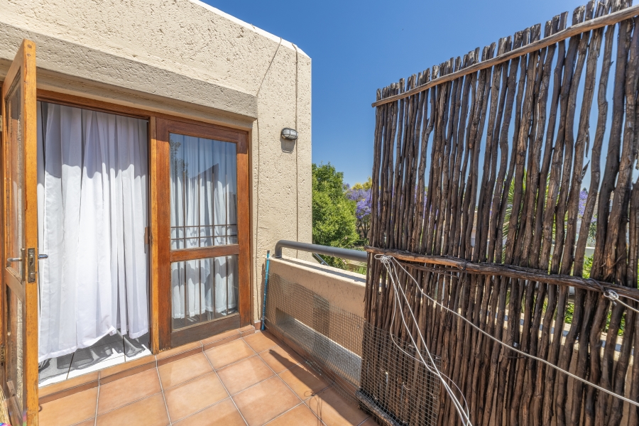 2 Bedroom Property for Sale in Magaliessig Gauteng