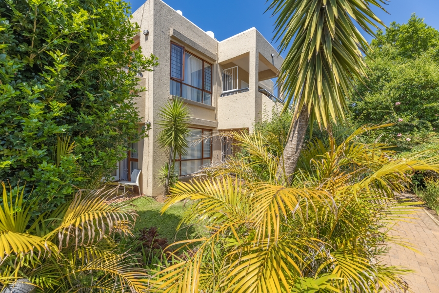 2 Bedroom Property for Sale in Magaliessig Gauteng