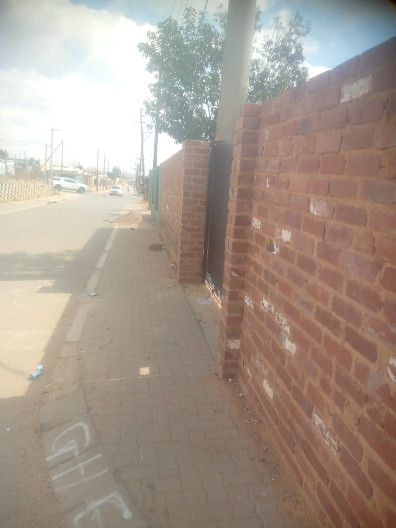 1 Bedroom Property for Sale in Bram Fischerville Gauteng