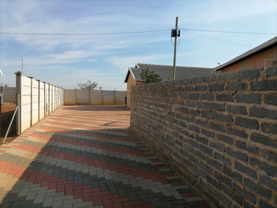 3 Bedroom Property for Sale in Savanna City Gauteng
