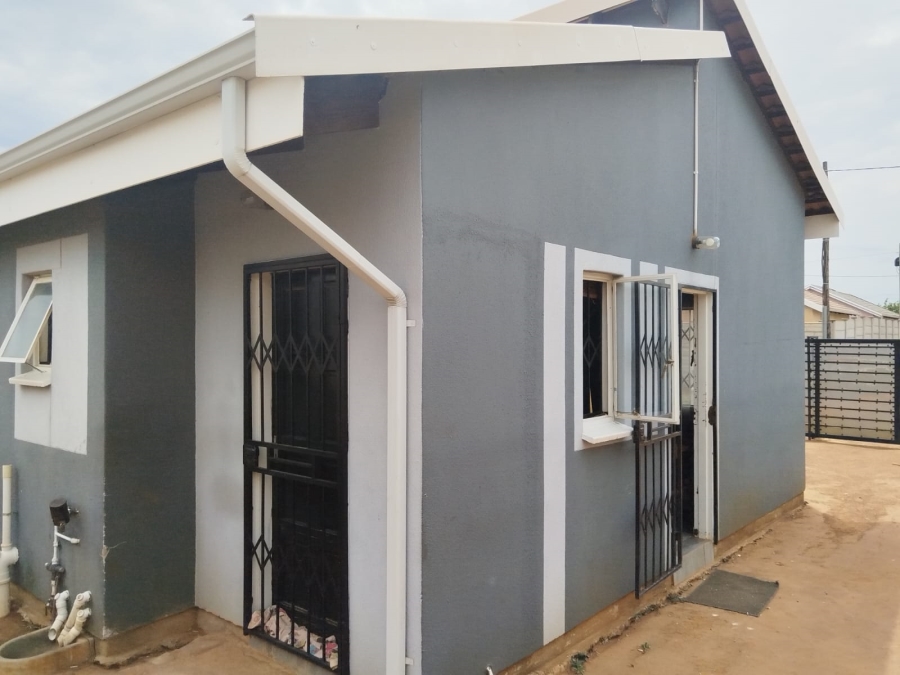 2 Bedroom Property for Sale in Savanna City Gauteng