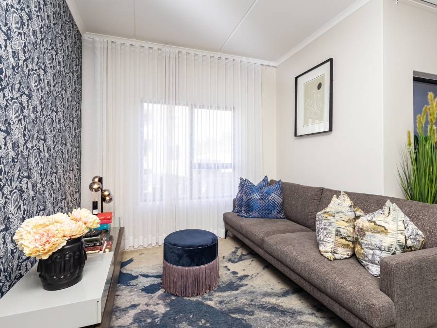 2 Bedroom Property for Sale in Glen Austin Gauteng