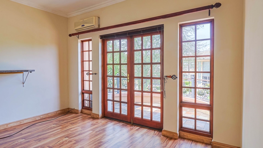 5 Bedroom Property for Sale in Irene Farm Villages Gauteng