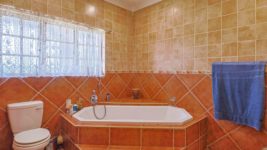 5 Bedroom Property for Sale in Irene Farm Villages Gauteng