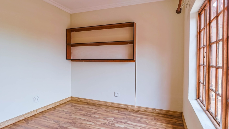 5 Bedroom Property for Sale in Irene Farm Villages Gauteng