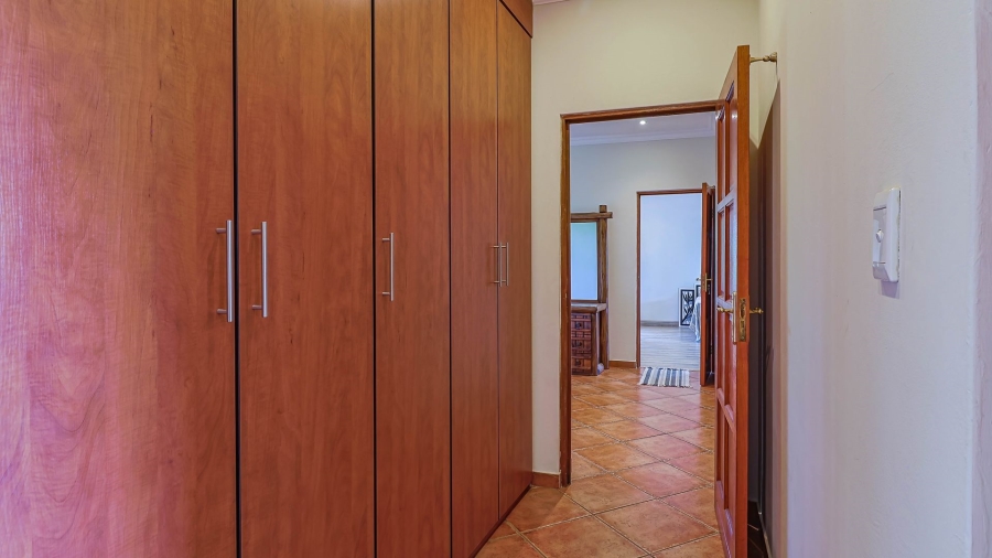 5 Bedroom Property for Sale in Irene Farm Villages Gauteng