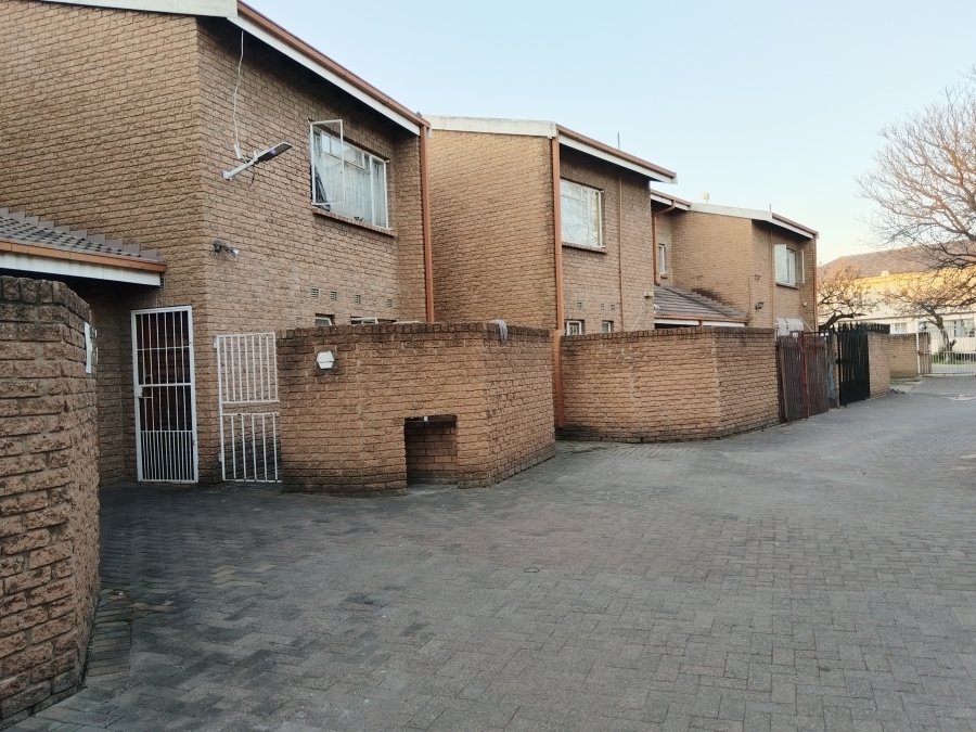 2 Bedroom Property for Sale in Vereeniging Gauteng
