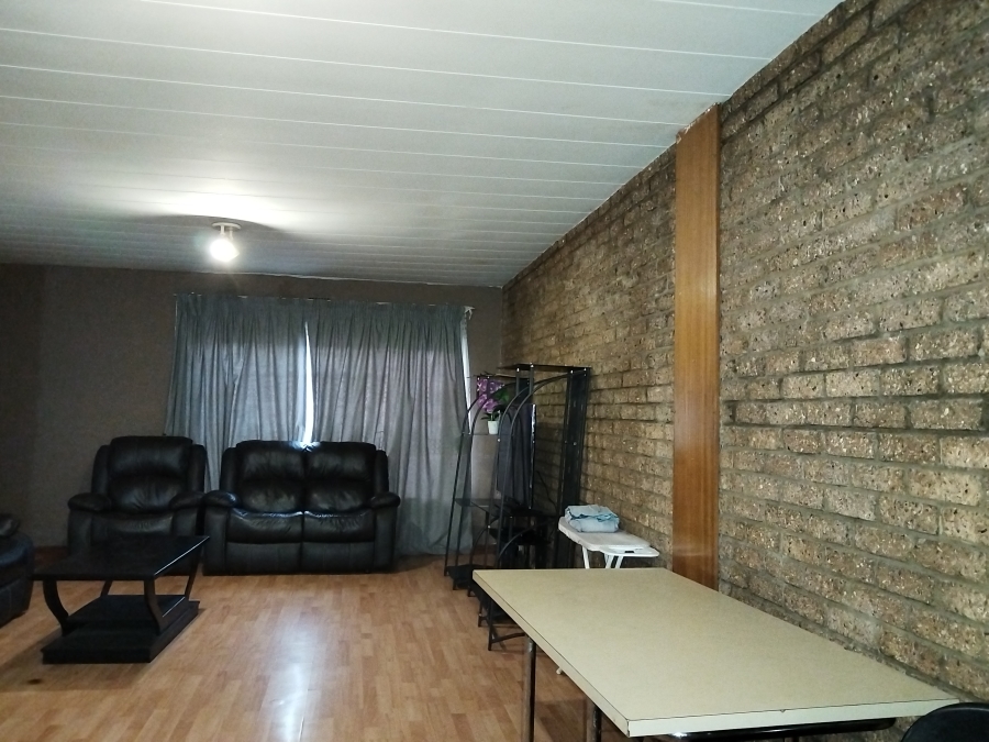 2 Bedroom Property for Sale in Vereeniging Gauteng